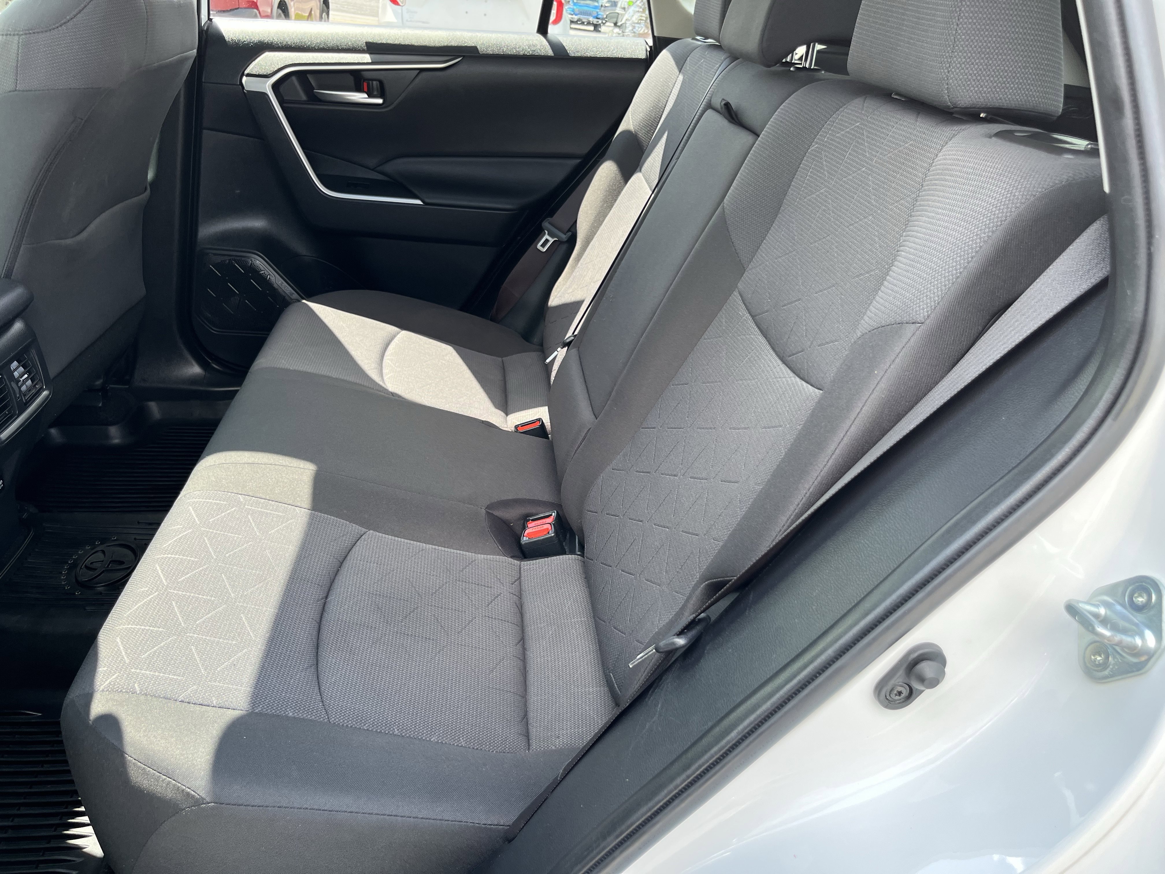 Used 2019 Toyota RAV4 XLE w/ All Weather Liner Package AWD/4WD image 16