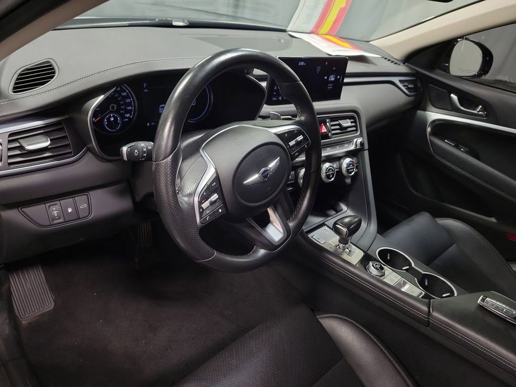 Used 2022 Genesis G70 2.0T AWD/4WD image 13