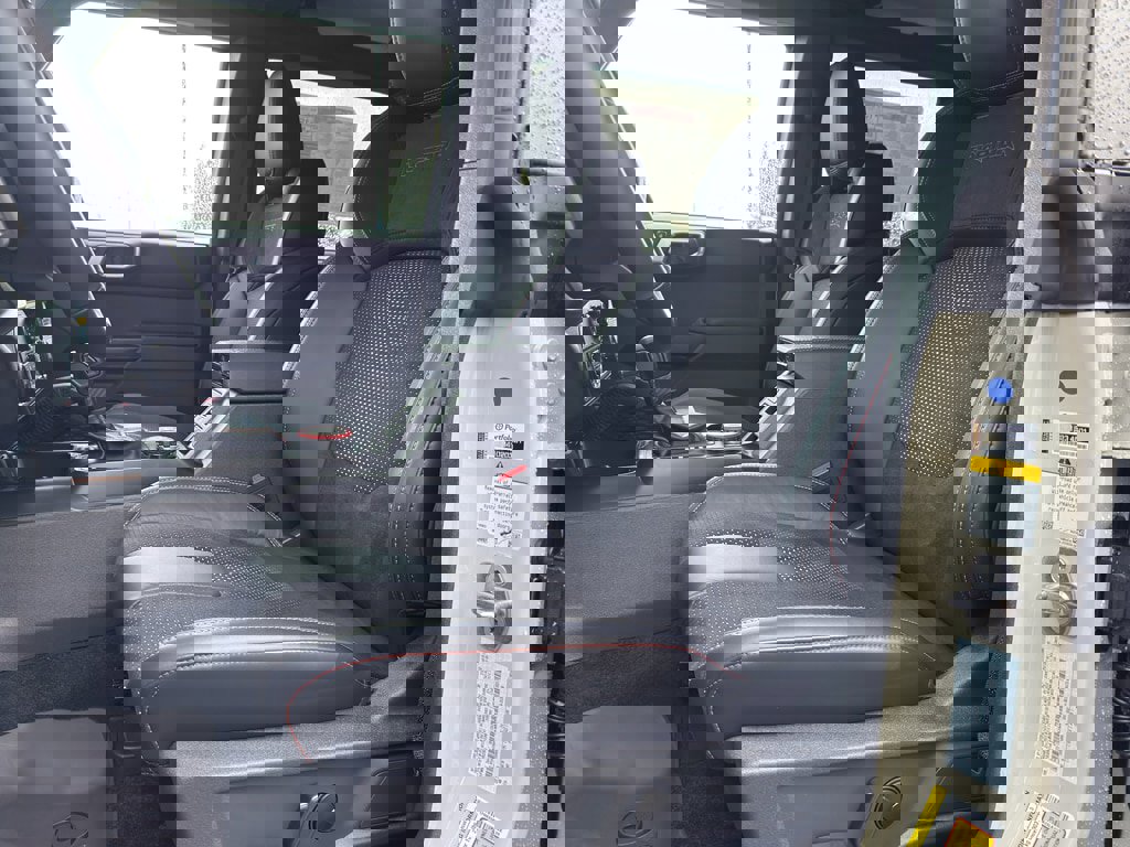 New 2025 Ford Bronco Raptor image 13