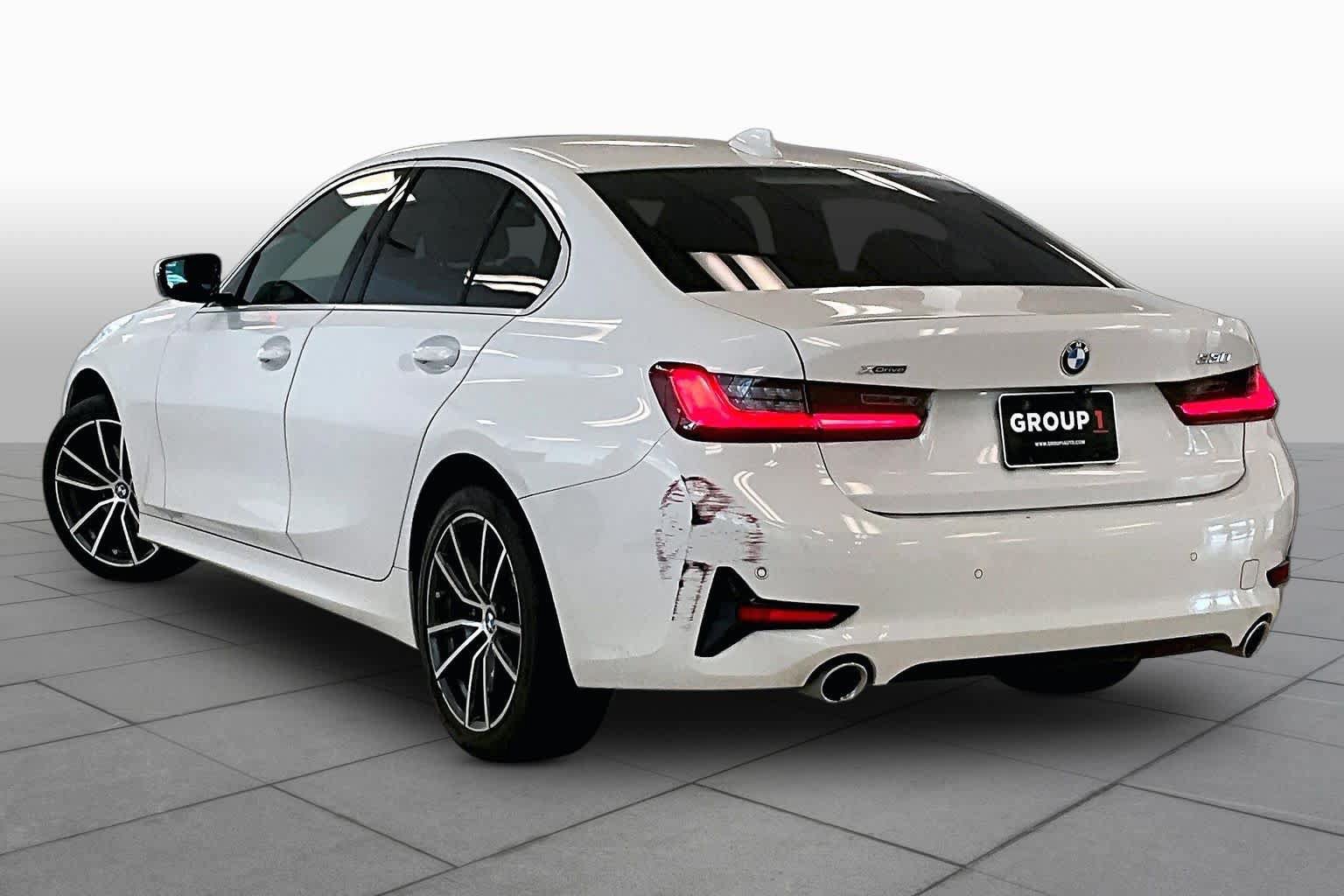 Used 2020 BMW 330i xDrive Sedan w/ Convenience Package AWD/4WD image 10