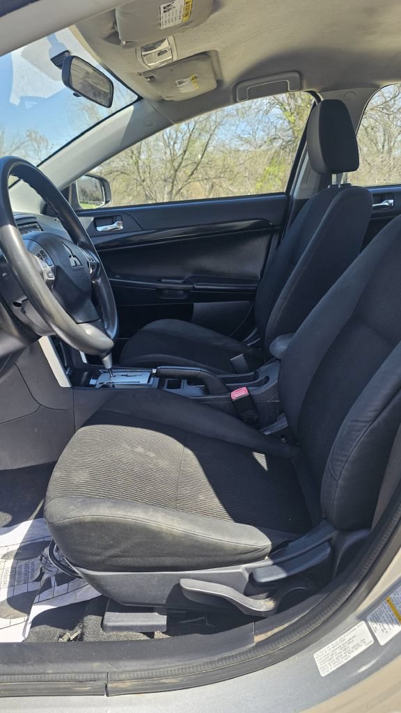 Used 2016 Mitsubishi Lancer ES FWD image 6