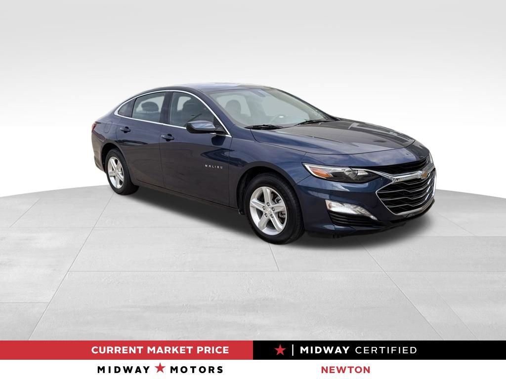 Used 2022 Chevrolet Malibu LT FWD image 1
