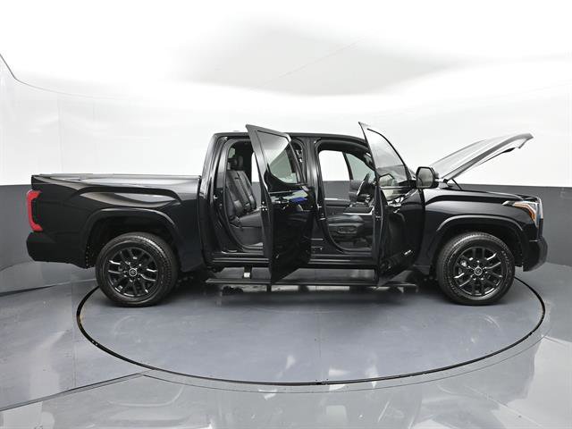 Used 2024 Toyota Tundra Platinum AWD/4WD image 52