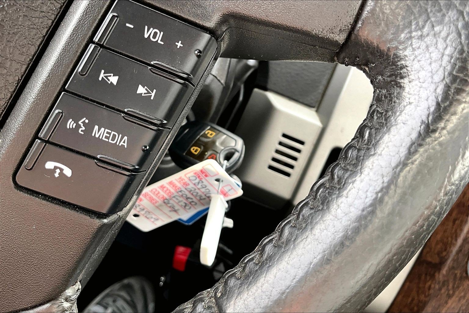 Used 2014 Ford F150 Lariat AWD/4WD image 11