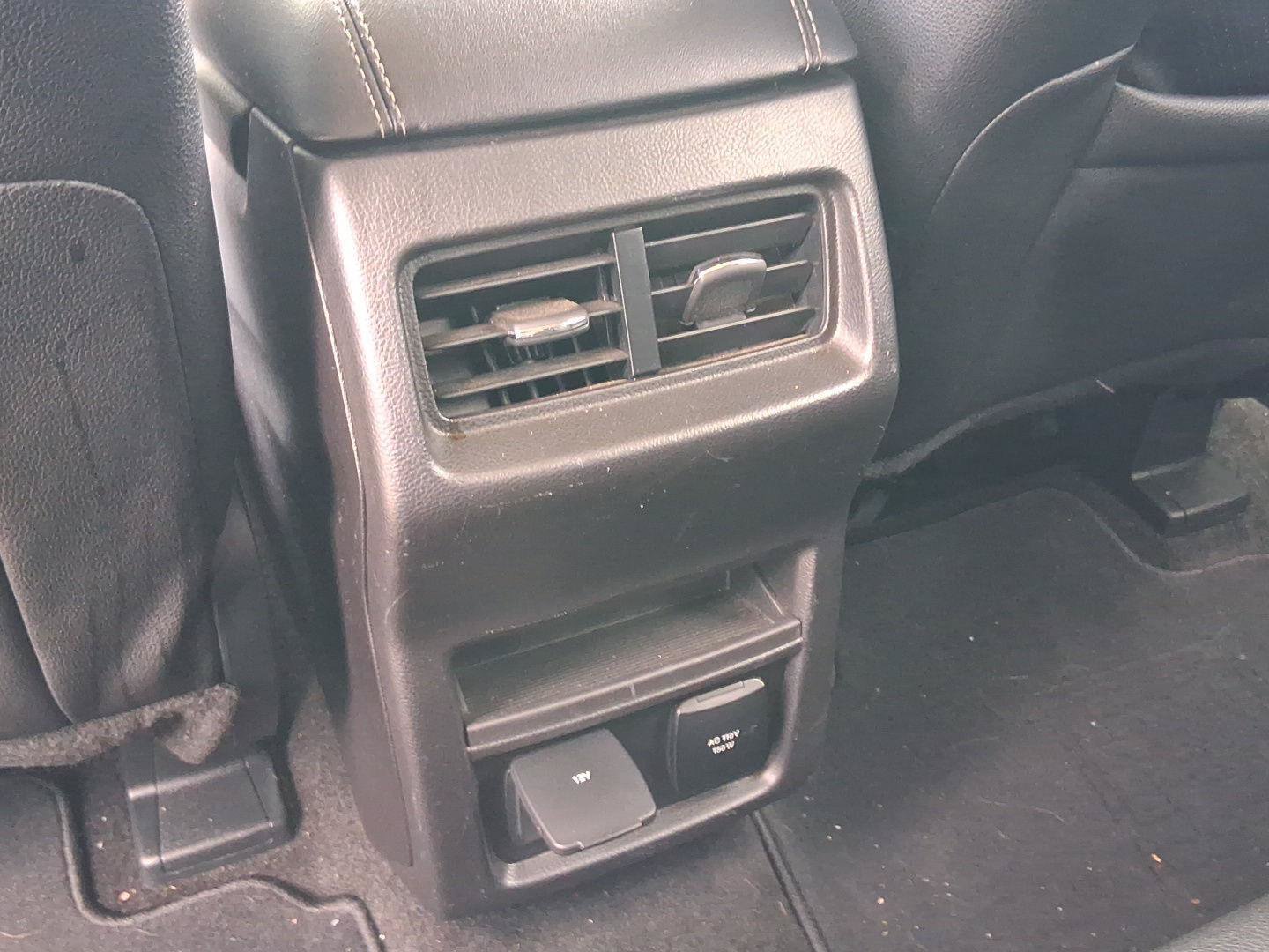 Used 2018 Ford Edge Sport w/ Ford Safe & Smart Package AWD/4WD image 17