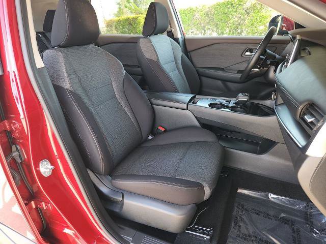 Certified 2023 Nissan Rogue SV image 15