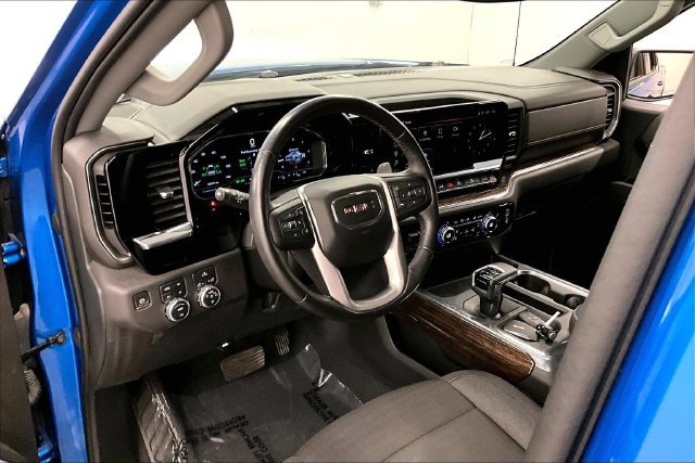 Used 2023 GMC Sierra 1500 Elevation AWD/4WD image 16