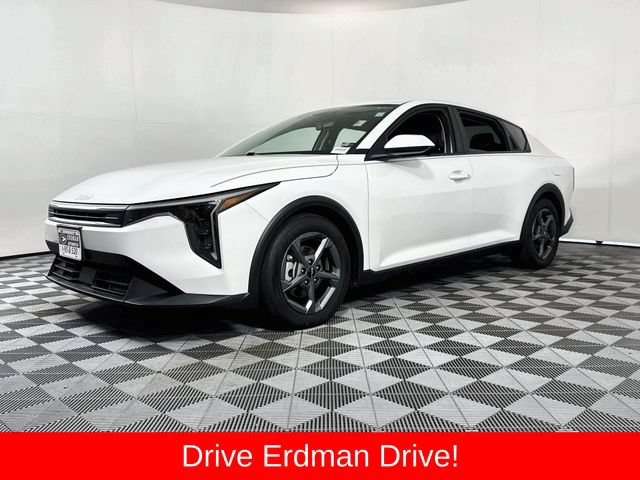 Used 2025 Kia K4 FWD image 3
