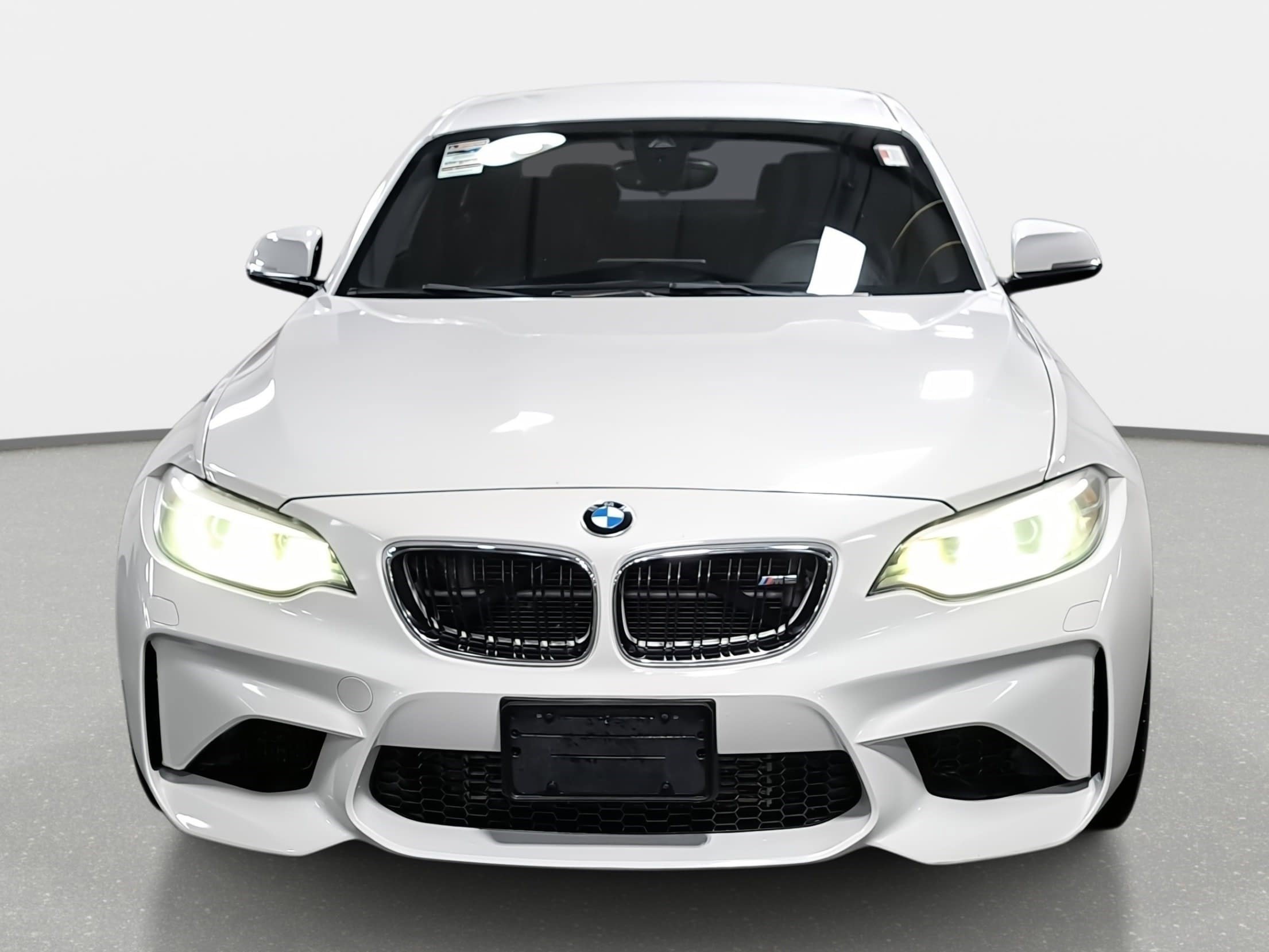 Used 2017 BMW M2 image 2