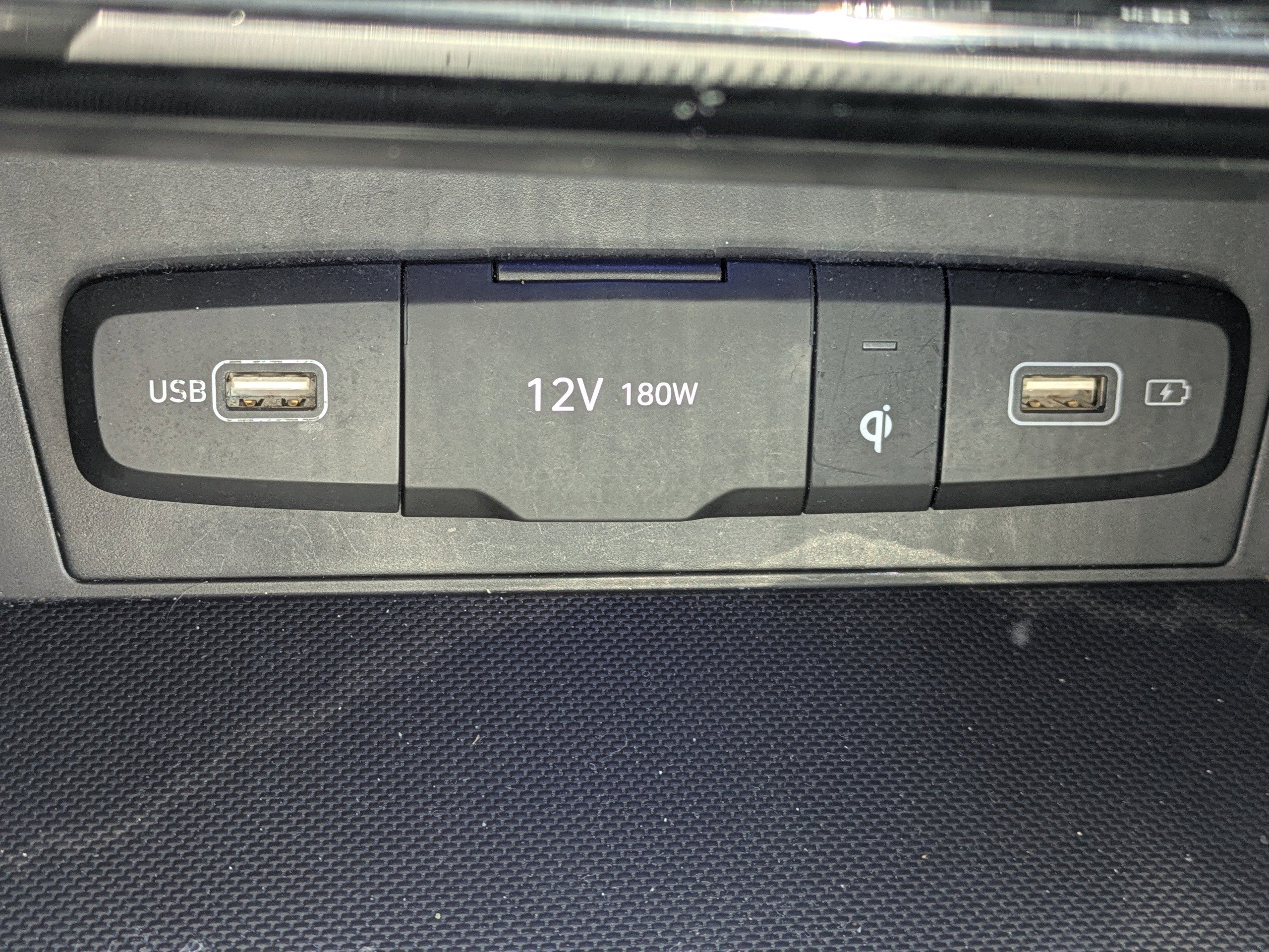 Used 2024 Hyundai Tucson Limited image 26