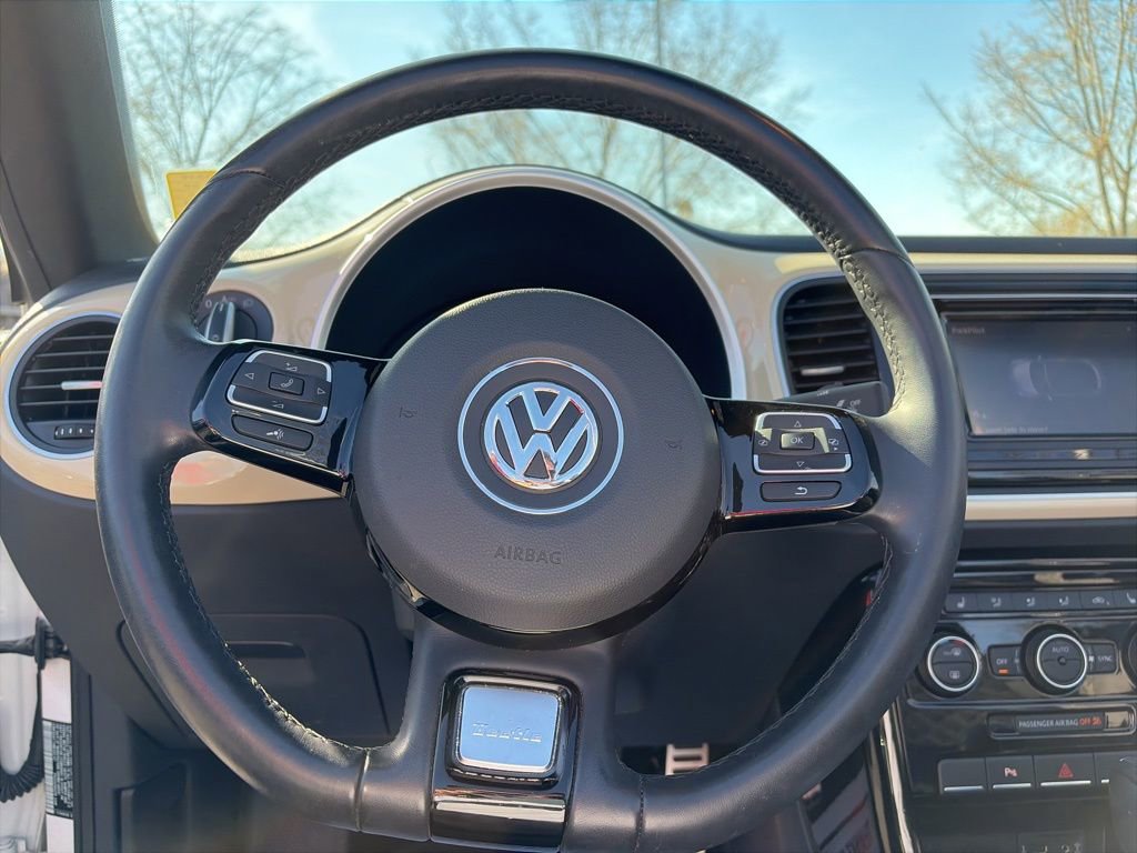 Used 2019 Volkswagen Beetle 2.0T Final Edition SEL FWD image 14