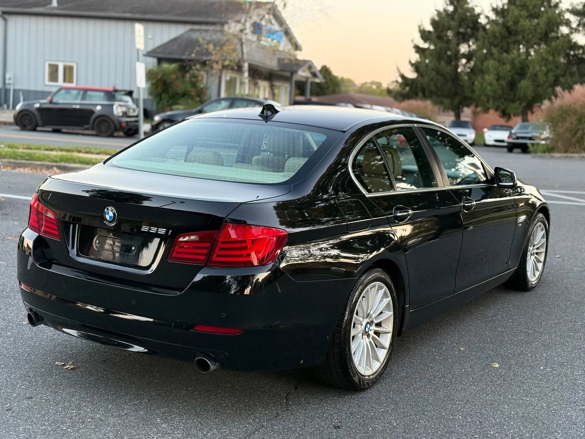 Used 2012 BMW 535i xDrive Sedan image 10