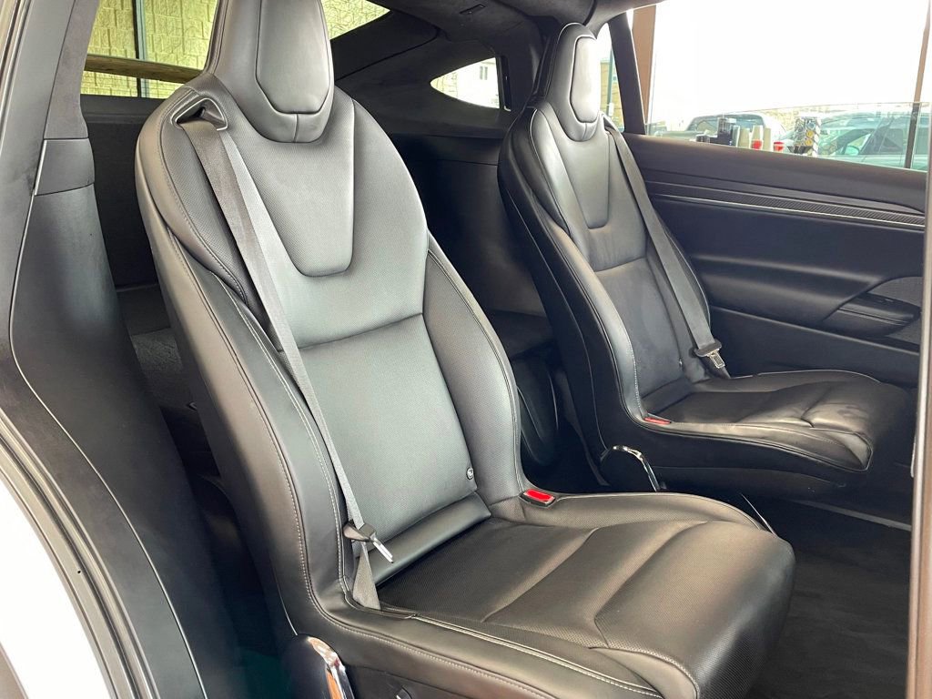 Used 2022 Tesla Model X Plaid image 26