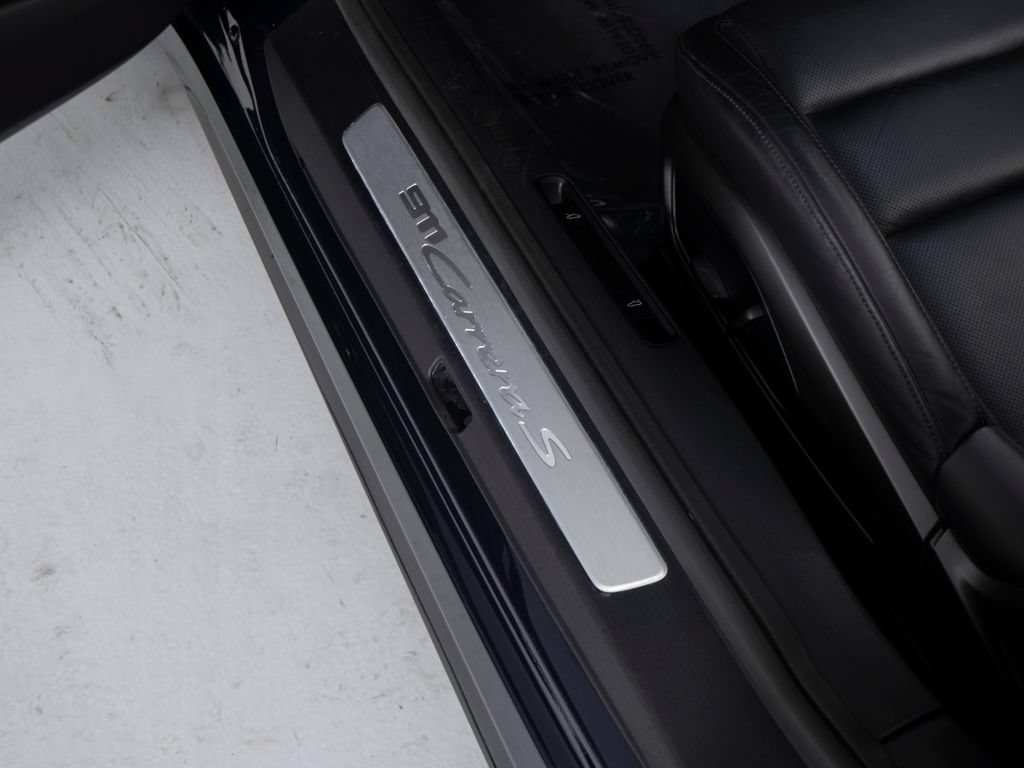Certified 2022 Porsche 911 Carrera S RWD image 23