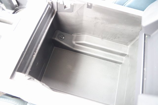 Used 2023 Ford F150 Limited image 32