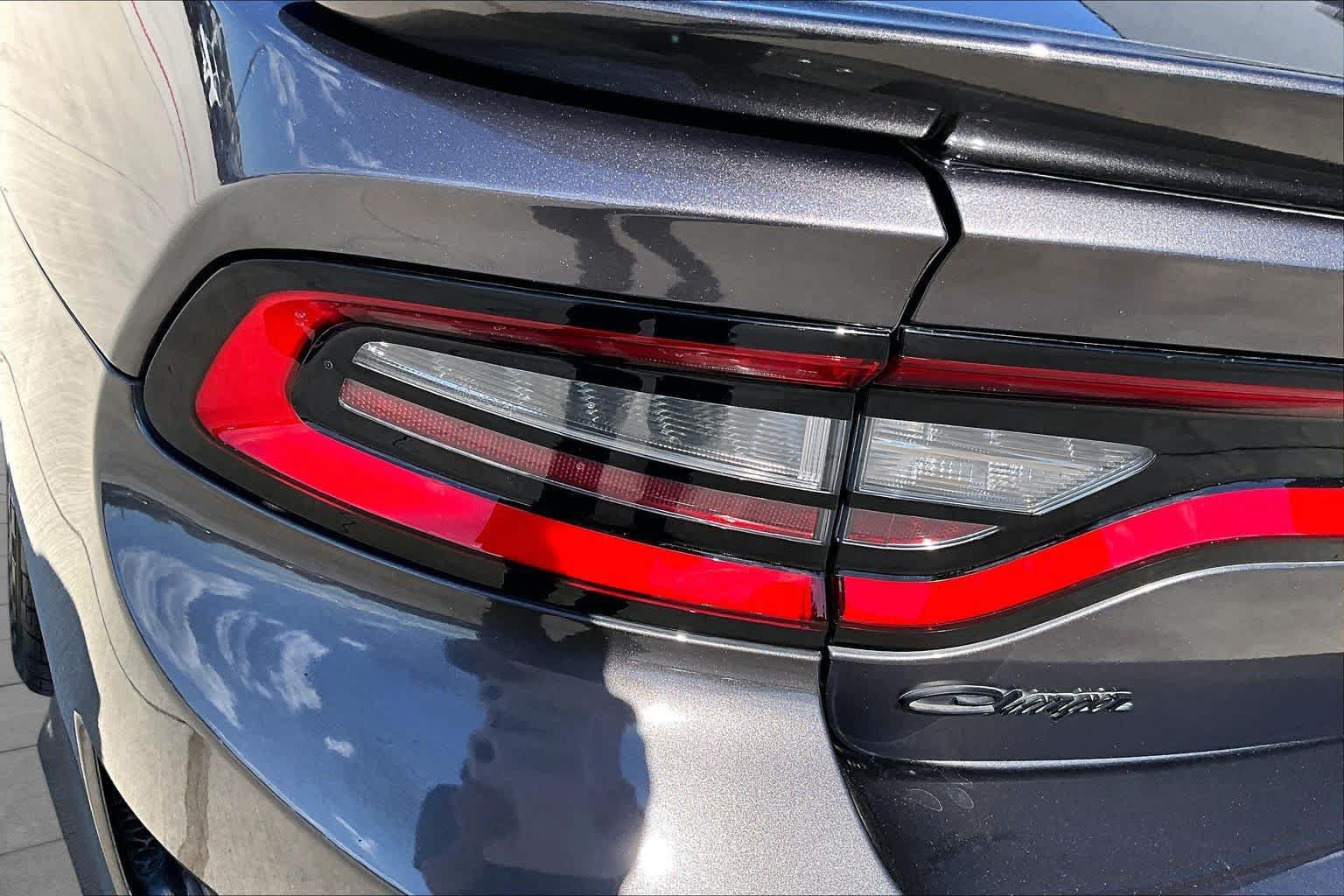 Used 2019 Dodge Charger GT w/ Plus Group RWD image 27