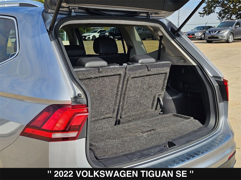 Used 2022 Volkswagen Tiguan SE image 34
