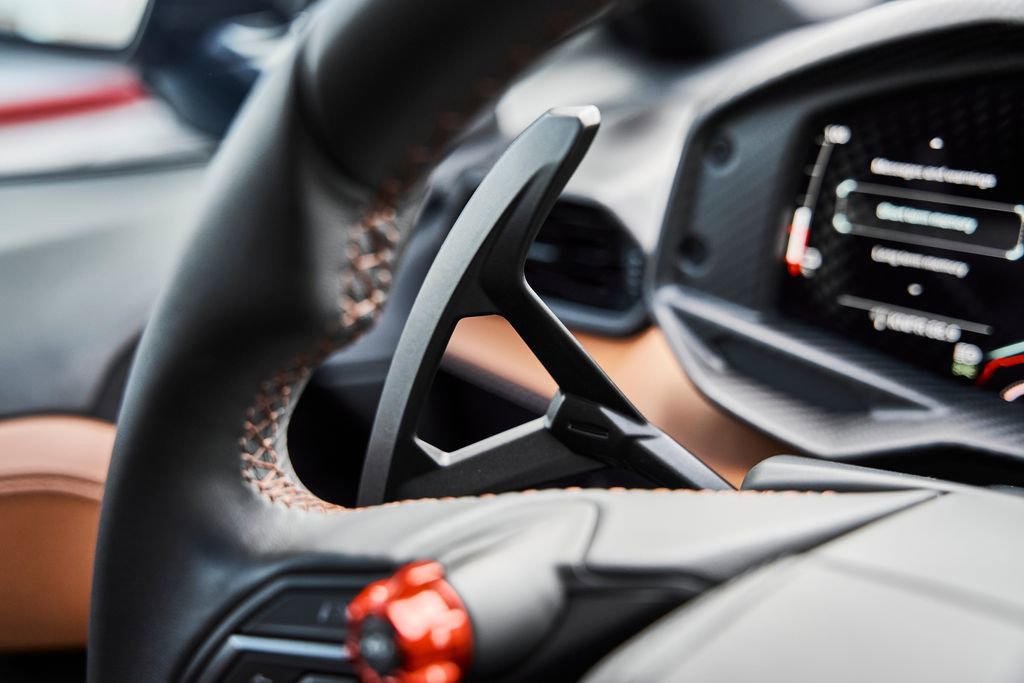 Used 2025 Lamborghini Revuelto AWD/4WD image 58