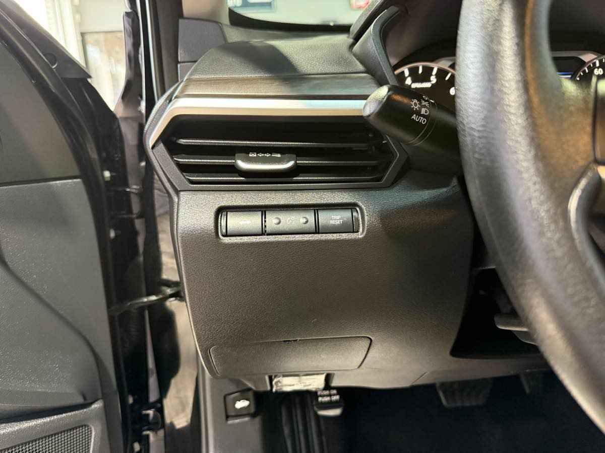 Used 2026 Nissan Altima 2.5 SV FWD image 20