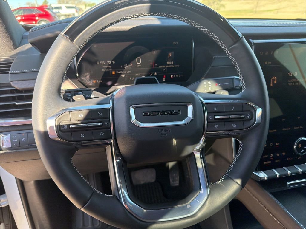 Used 2026 GMC Acadia Denali Ultimate image 11