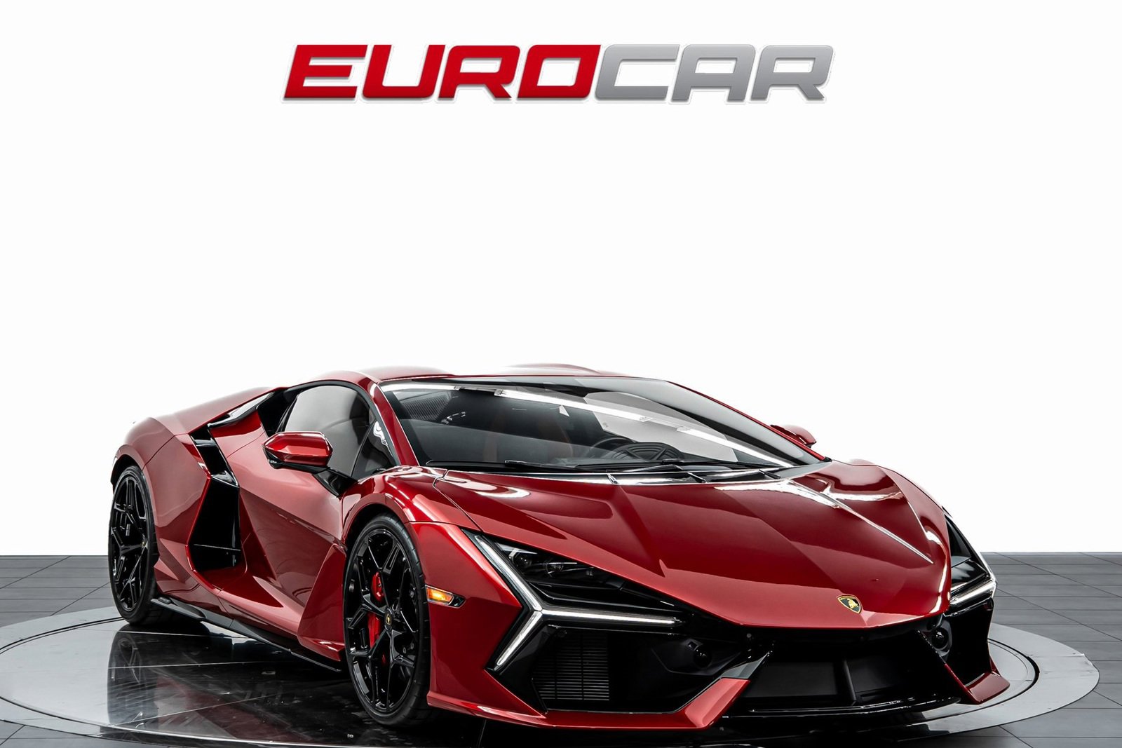Used 2025 Lamborghini Revuelto image 7