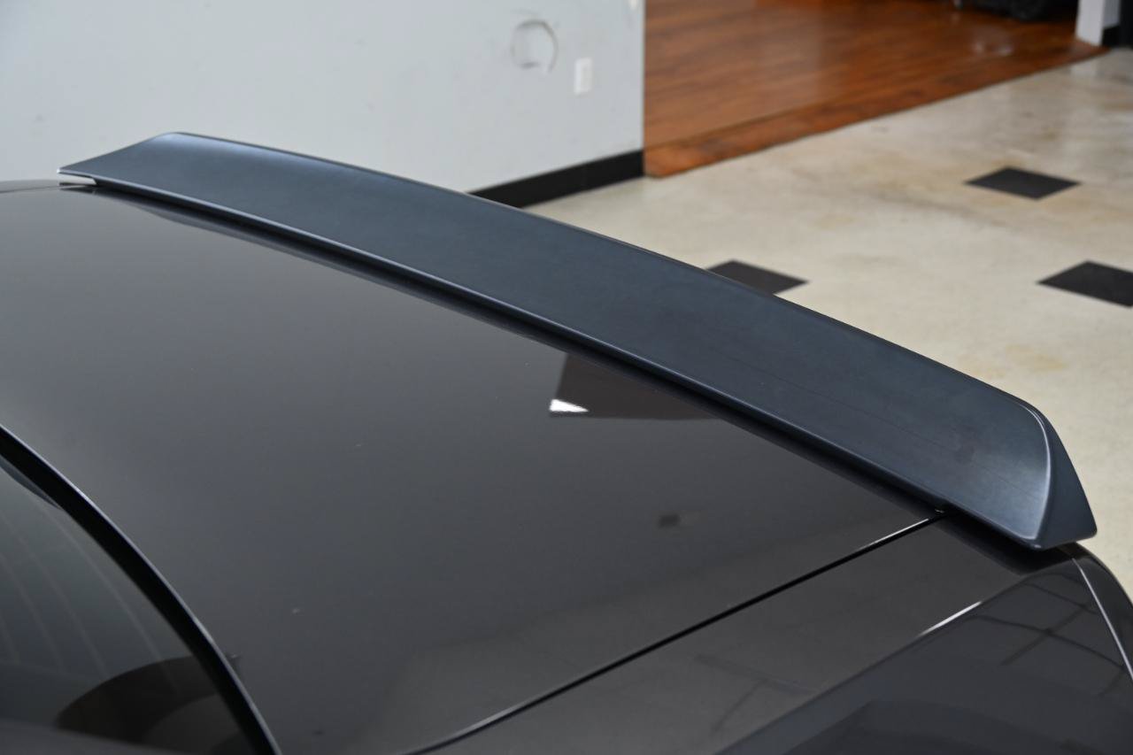 Used 2015 Dodge Challenger SRT Hellcat RWD image 15