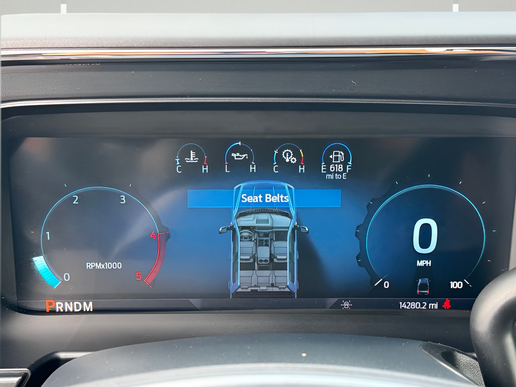 Used 2023 Ford F350 Lariat w/ Lariat Ultimate Package AWD/4WD image 8