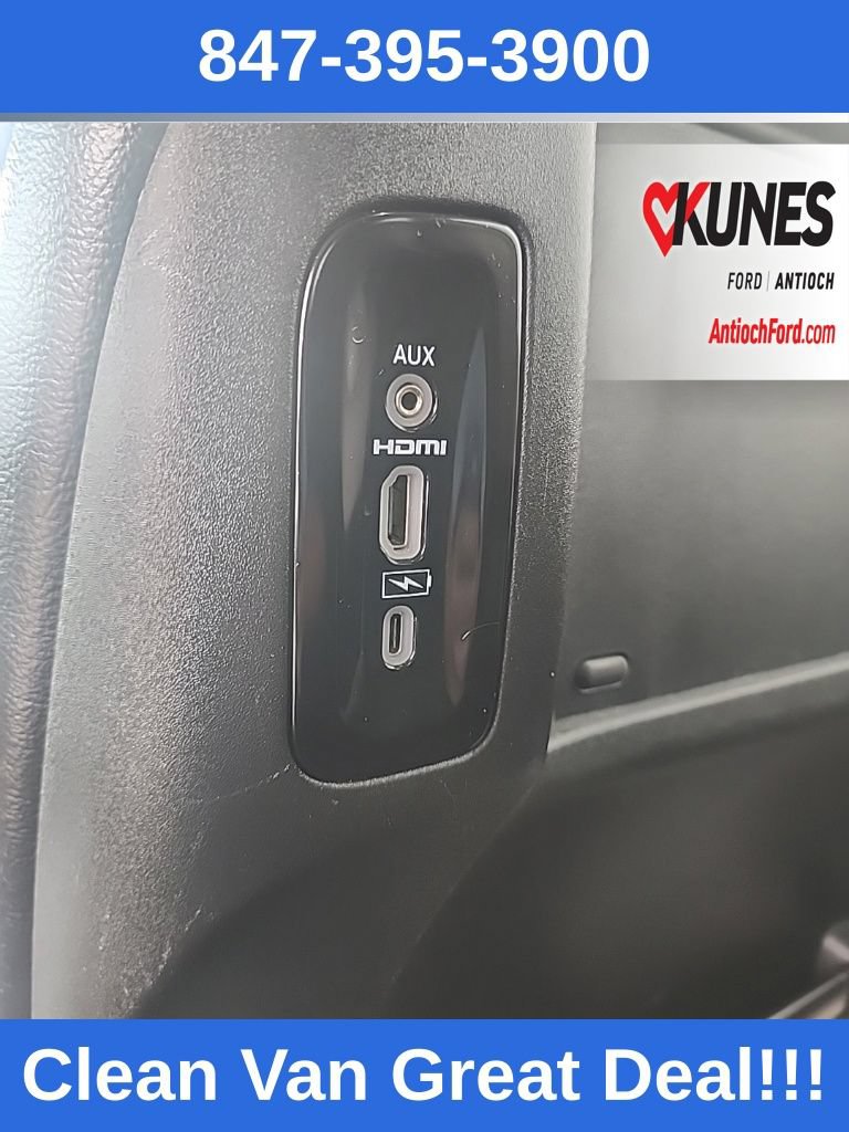 Used 2022 Chrysler Pacifica Touring-L w/ Uconnect Theater Family Group FWD image 41