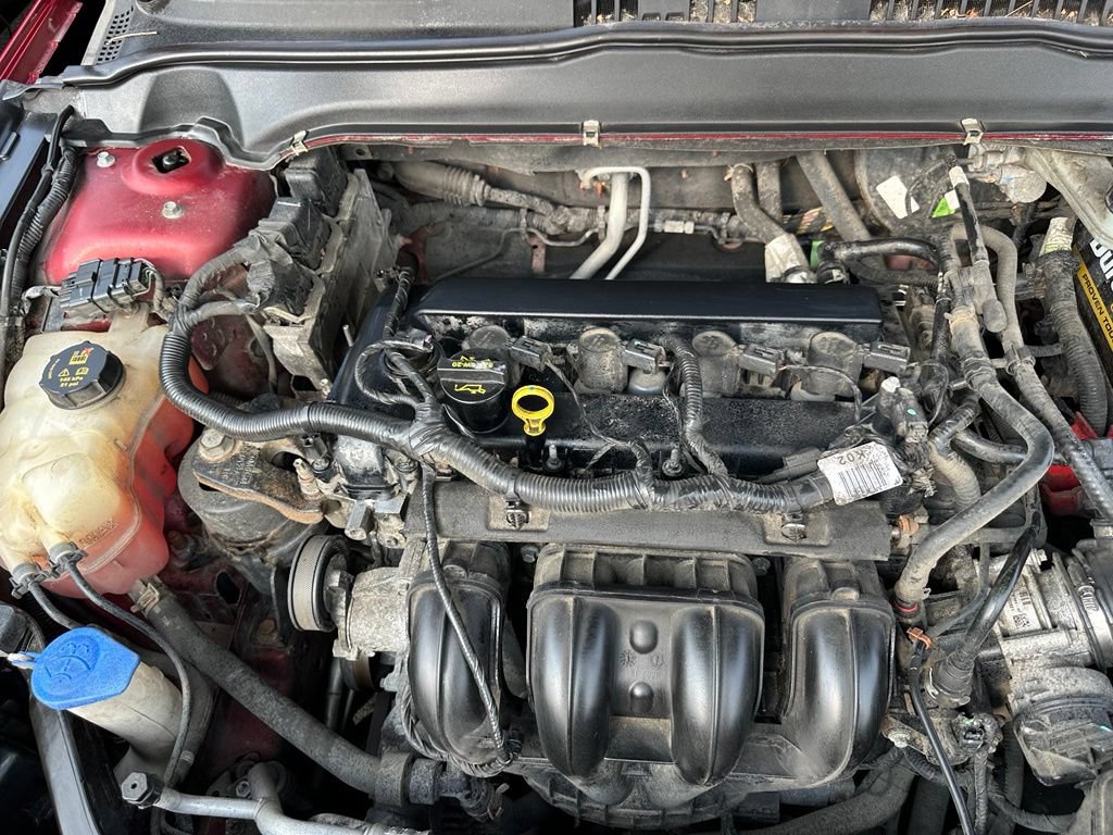 Used 2014 Ford Fusion SE w/ Equipment Group 201A FWD image 32
