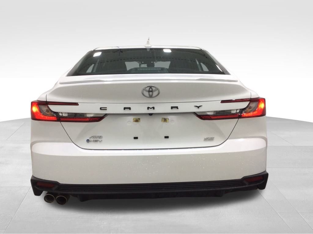 Used 2025 Toyota Camry SE image 20