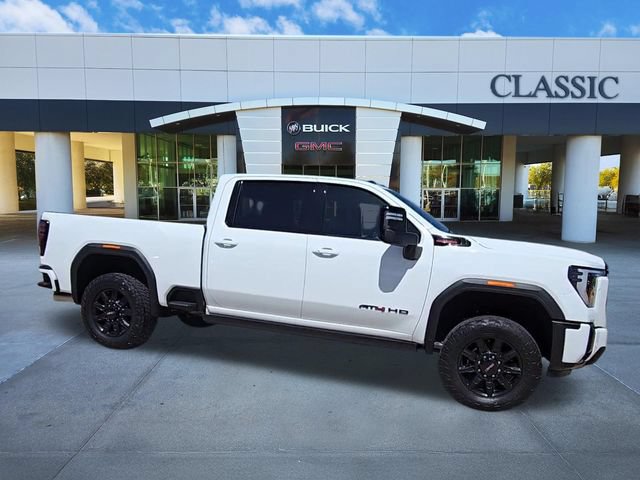 Used 2025 GMC Sierra 2500 AT4 w/ AT4 Premium Plus Package AWD/4WD image 9