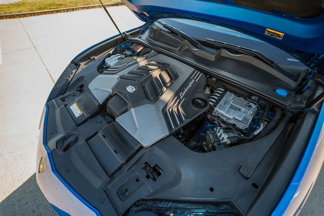 Used 2019 Lamborghini Urus image 16