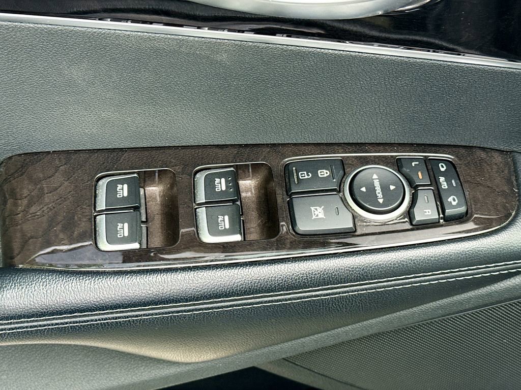 Used 2018 Kia Sorento EX FWD image 19