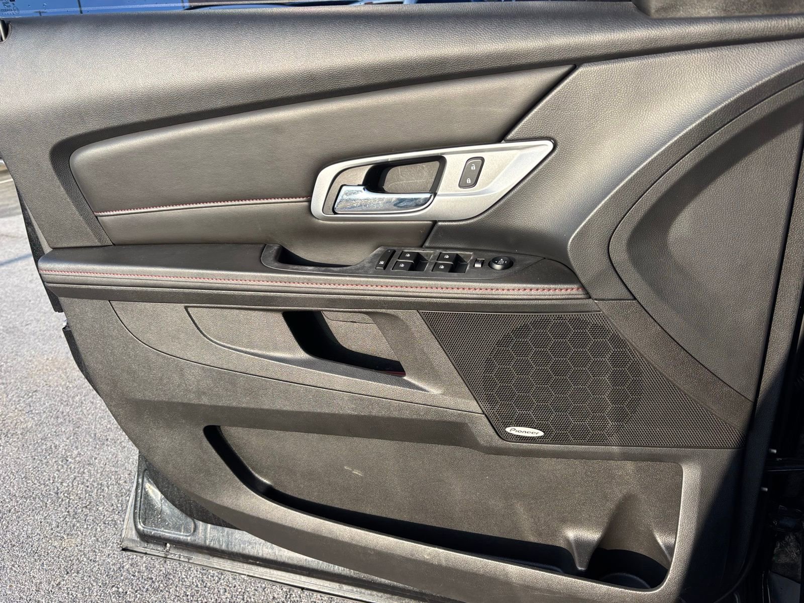 Used 2013 GMC Terrain SLT image 11