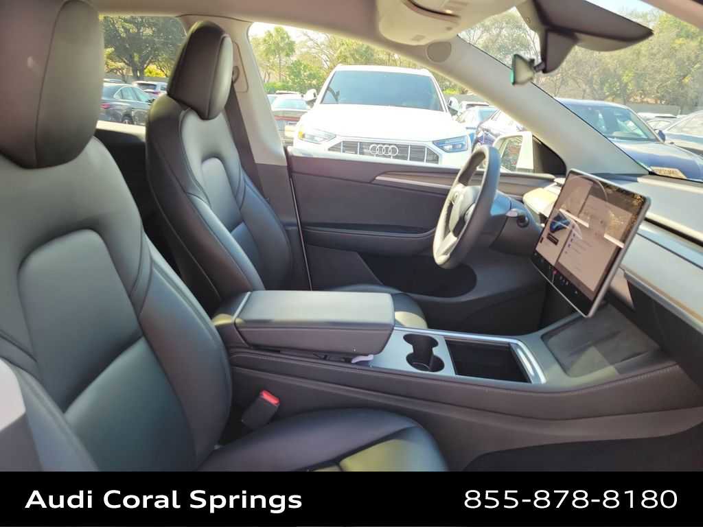 Used 2024 Tesla Model Y Long Range image 22