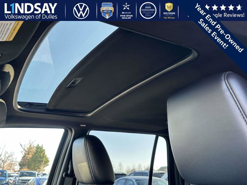 Used 2016 Ford Expedition Limited w/ Equipment Group 301A image 26