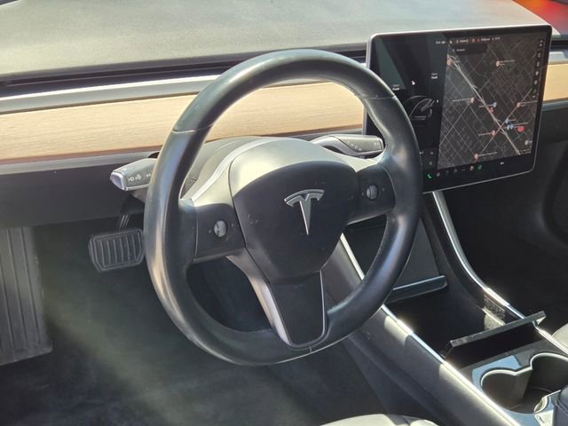 Used 2018 Tesla Model 3 Long Range AWD/4WD image 18
