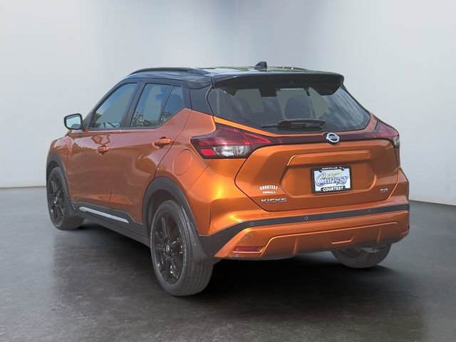 Used 2021 Nissan Kicks SR FWD image 3