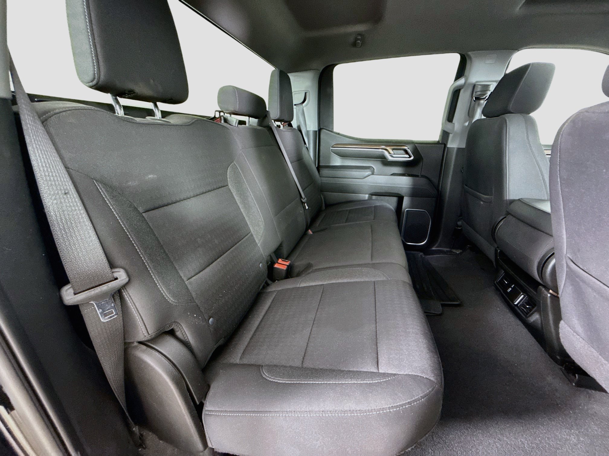 Used 2023 Chevrolet Silverado 1500 LT RWD image 29