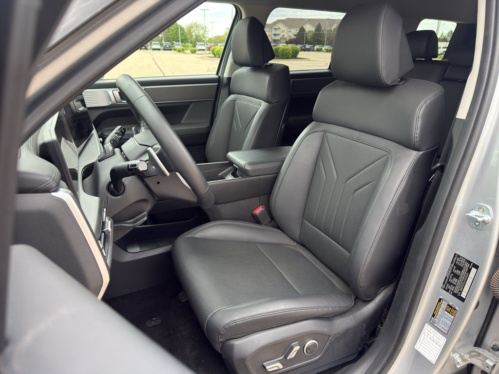 Used 2026 Hyundai Santa Fe SEL AWD/4WD image 11