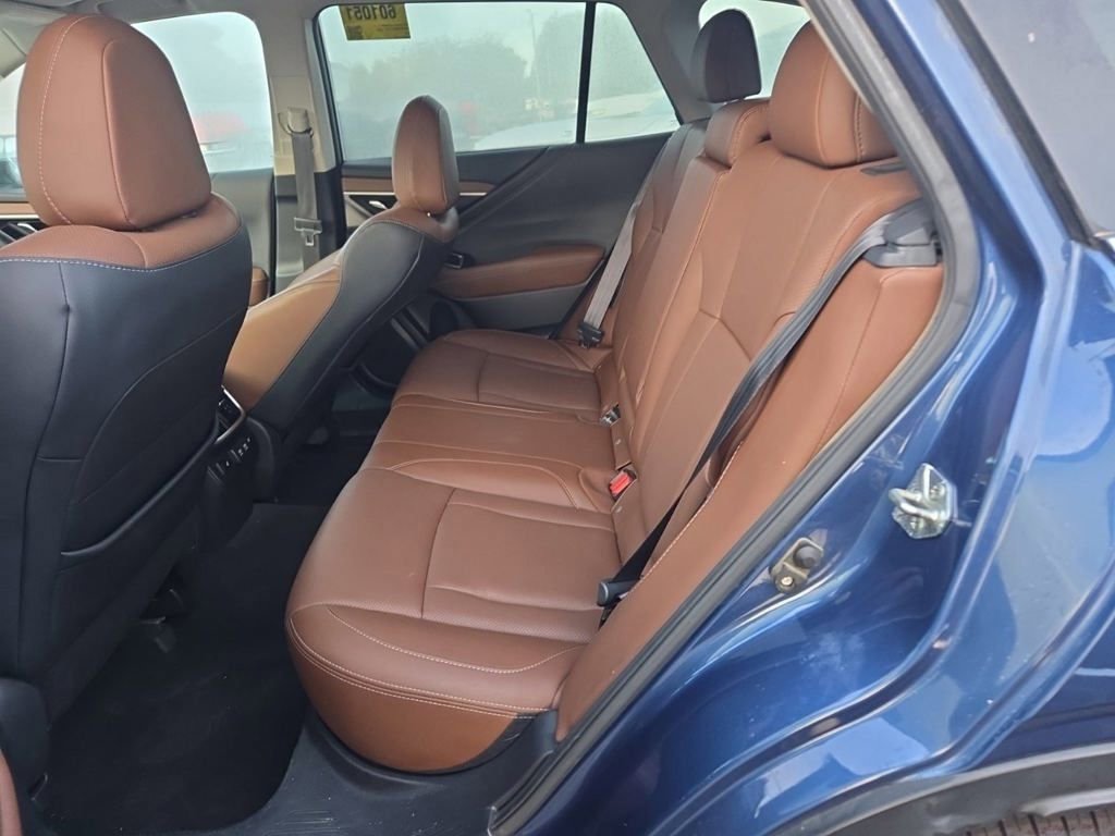 Used 2022 Subaru Outback Touring XT AWD/4WD image 7