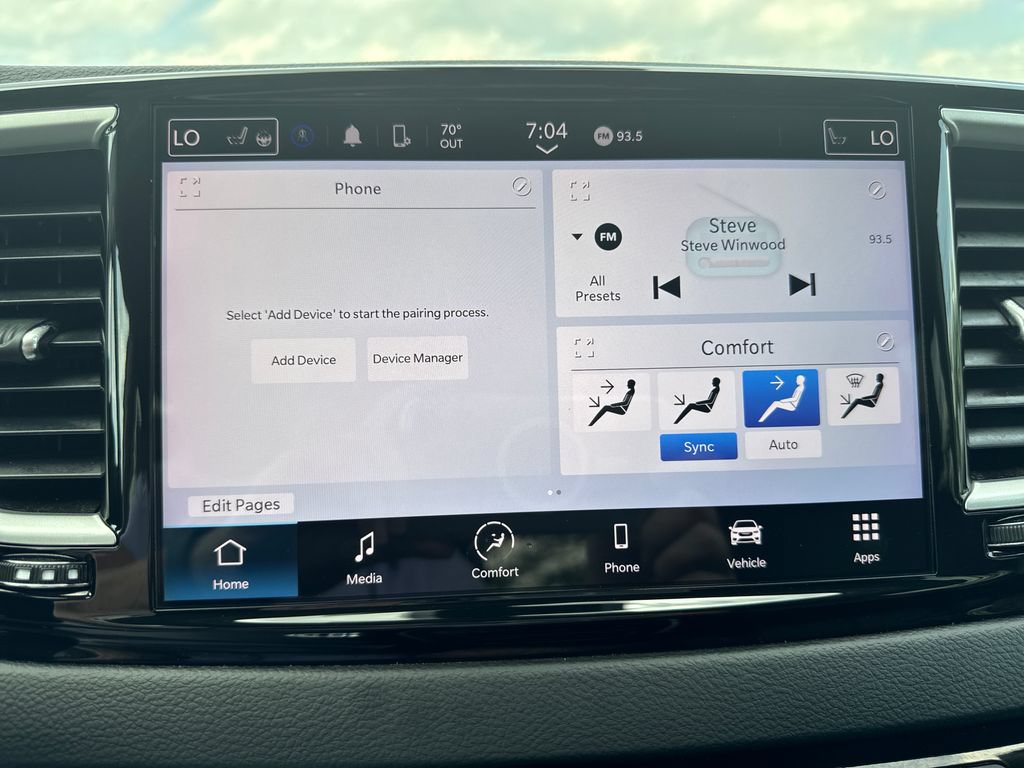 Certified 2023 Chrysler Pacifica Touring-L FWD image 28