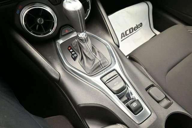 Used 2018 Chevrolet Camaro SS RWD image 40