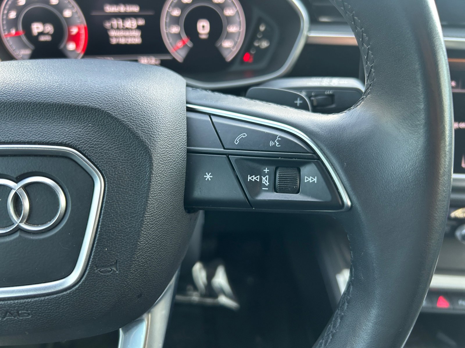 Used 2021 Audi Q3 2.0T Premium Plus w/ Premium Plus Package image 7