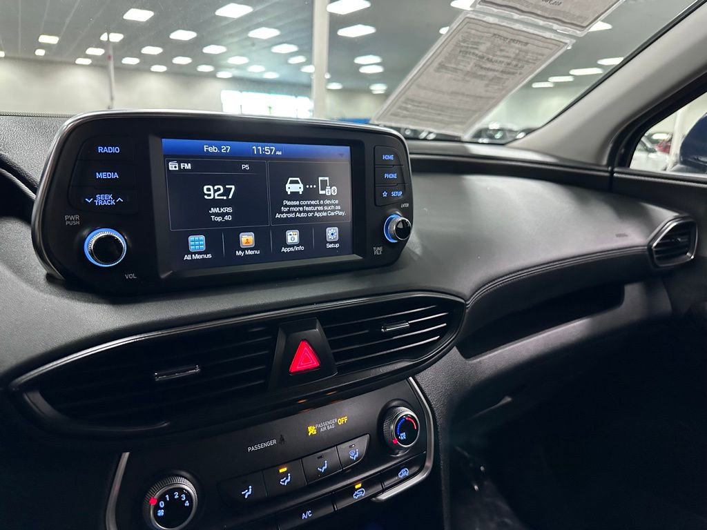 Used 2020 Hyundai Santa Fe SE image 20