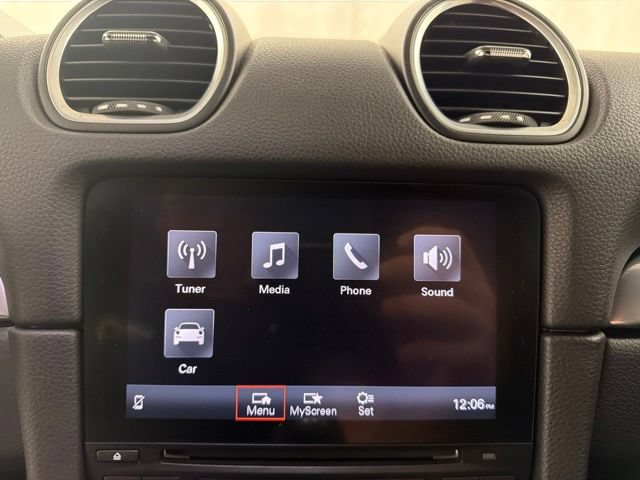 Used 2019 Porsche 718 Boxster RWD image 15