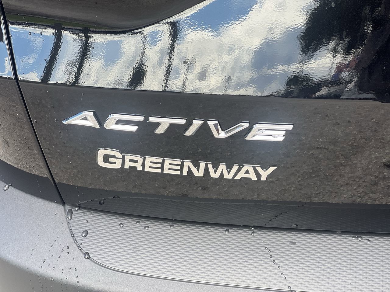 New 2026 Ford Escape Active image 9