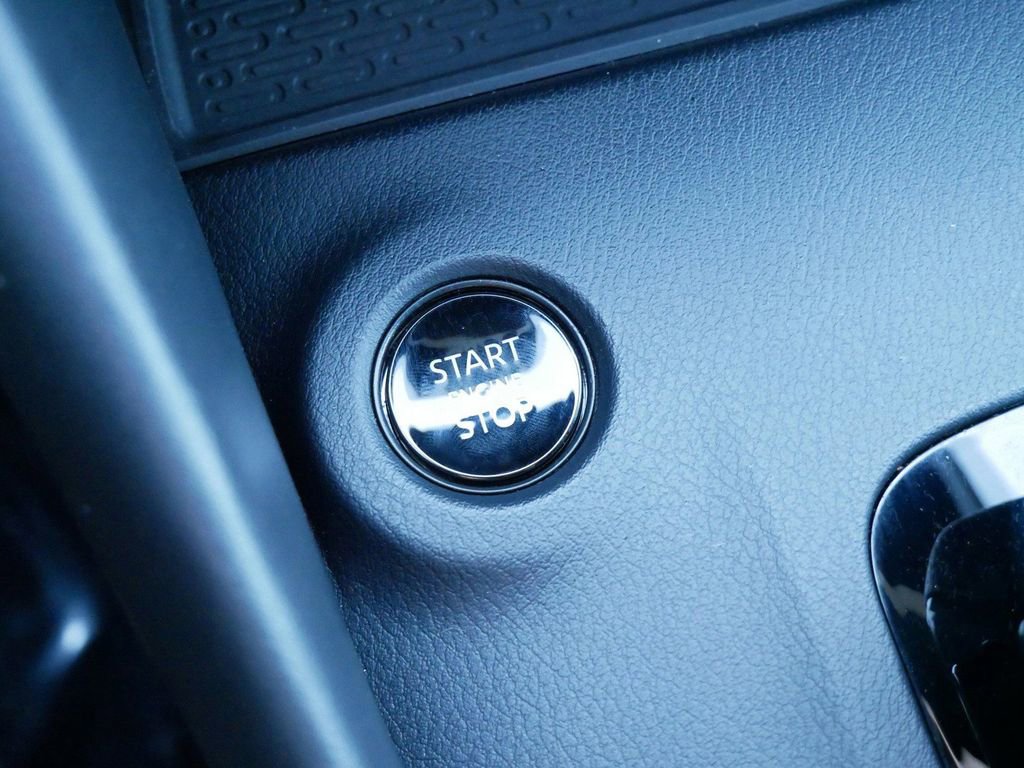 Used 2024 Nissan Z Performance w/ Floor Mat Package image 28