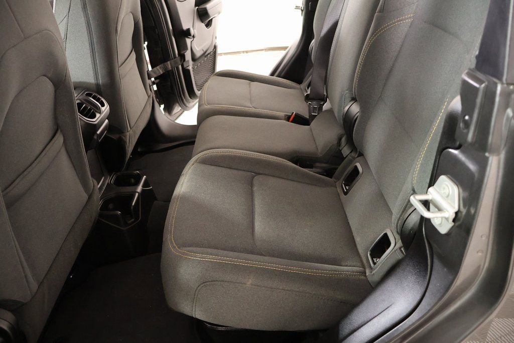 Used 2024 Jeep Gladiator Sport image 11