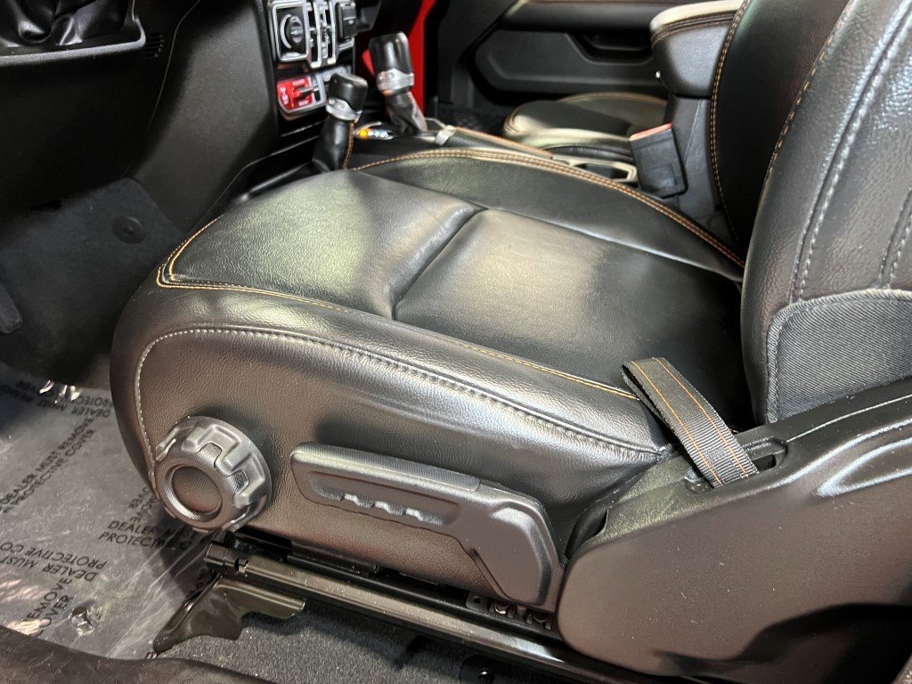 Certified 2022 Jeep Gladiator Mojave w/ LED Lighting Group image 23